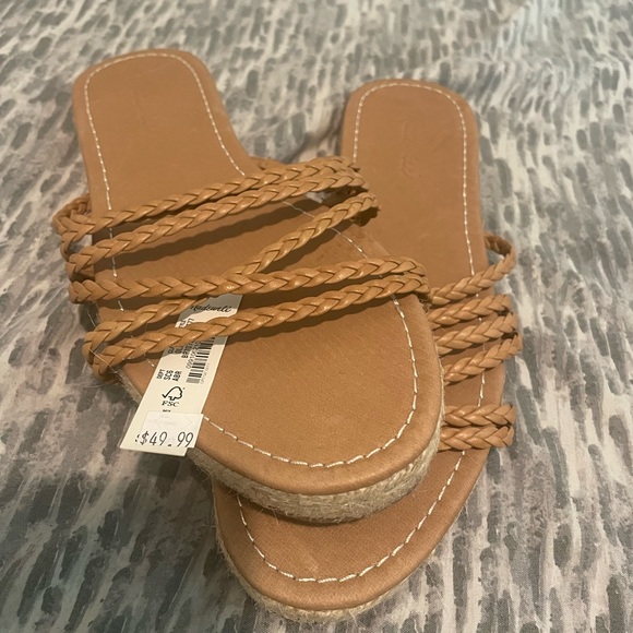 The Kathryn Espadrille Slide Sandal in Leather - Picture 6 of 7